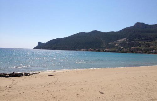 Fully Equipped Beach House at Pachia Ammos Plytra - Photo 17