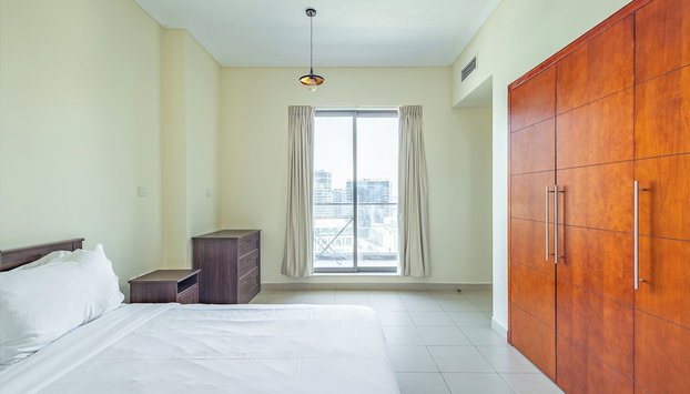 SuperHost - Chic Downtown Living 1BR in Dubai's South Ridge 5 - Foto 4, Habitación