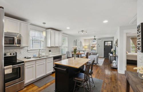 East Nashville Sweetie Near to Downtown 2 Bed 2 Bath with Fenced Yard 30 or more Days by SkyRun Nashville - Foto 58