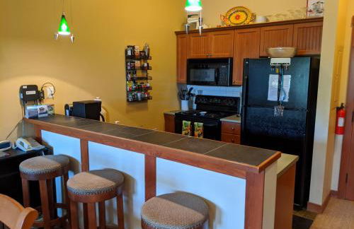 Stunning at Solitude, Steps from Chair Lift, East #103 - Foto 38