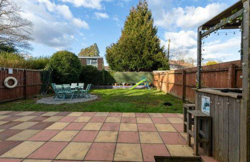 Spacious & Modern Triple-Story Cardiff Home with Pool Table - Foto 46