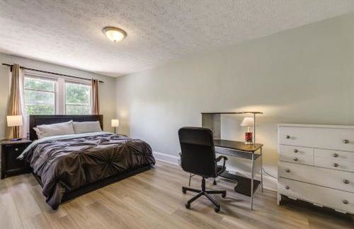 Modern Group Getaway with Private Yard in Cincinnati - Foto 18