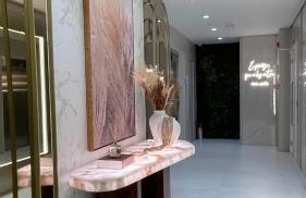 Novíssimo! Charmoso e a 3 minutos a pé da praia - Foto 35