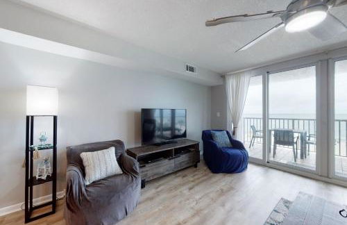 Romar Tower Beachfront Condos - Foto 92