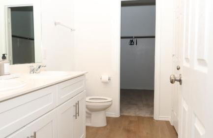 Luxe Princeton Getaway - Photo 52