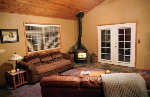 Fox Hole Serene Secluded Private Cabin Hot Tub - Foto 4