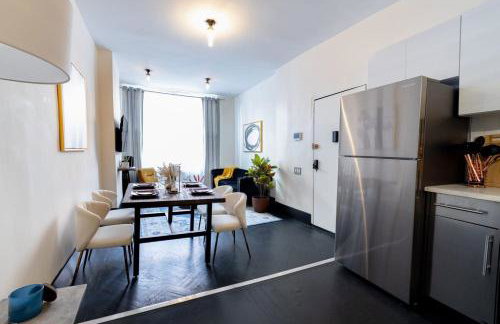 E10-1 Designer East Village Townhouse 1BR - Foto 23