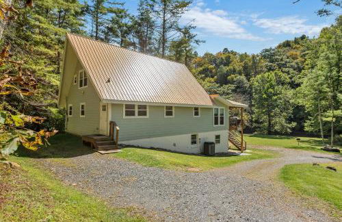 Retriever Beach - New River-frontage with Your Own Private Beach! Fire Pits - Games and More! - Foto 39