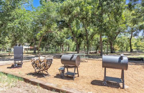 Whiskey River - Texas Music Theme in Historic Gruene, Riverfront on the Guadelupe River - Foto 39