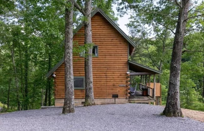 Evie's Mountain Castle 2 Bedroom Cabin by RedAwning - Foto 29