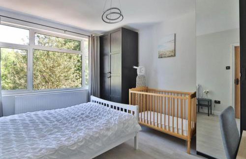 Highfield Home with free parkings, Surbiton, Kingston upon Thames, Surrey, Greater London , UK - Foto 10