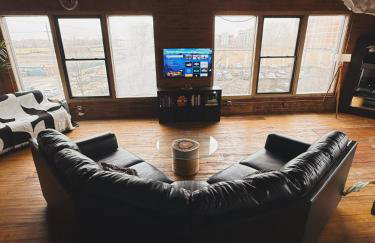 420 Friendly SKYLINE view Downtown Loft FREE Parking - Foto 8