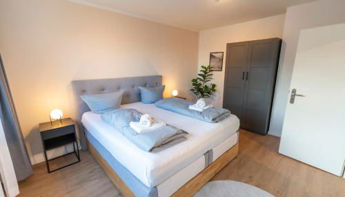 RR - Stylish Apartment 50qm - WIFI - Washer - TV - Foto 2, wardrobe