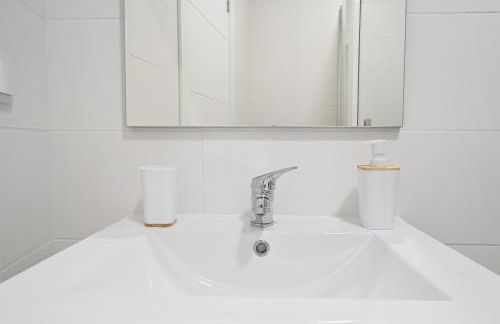 Right Place - Photo 2