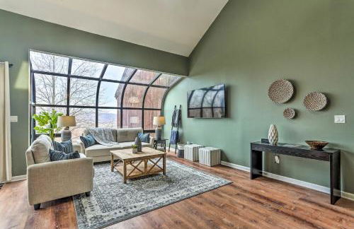 Inviting Vernon Twp Condo with Private Balcony! - Foto 4