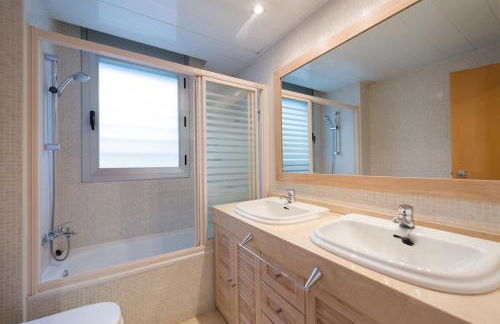 Ground floor with garden a few meters from the sea - Foto 15