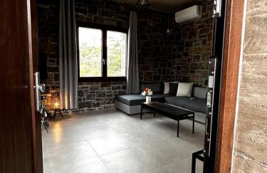 DOXA PETRA Small villa with pool - Photo 33