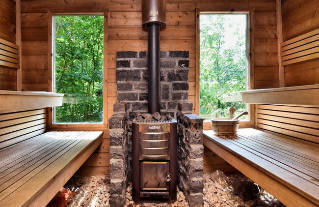 Beautiful, Modern House With Stunning Views, hot tub and Sauna in Green Surroundings - Photo 25