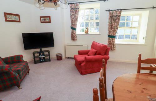 Periwinkle - Photo 12