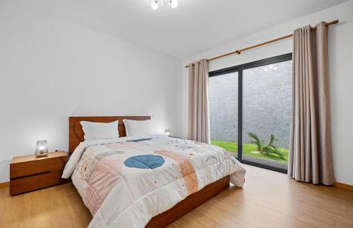 Calheta Paradise Holiday Home - Free Parking & Views - Photo 14