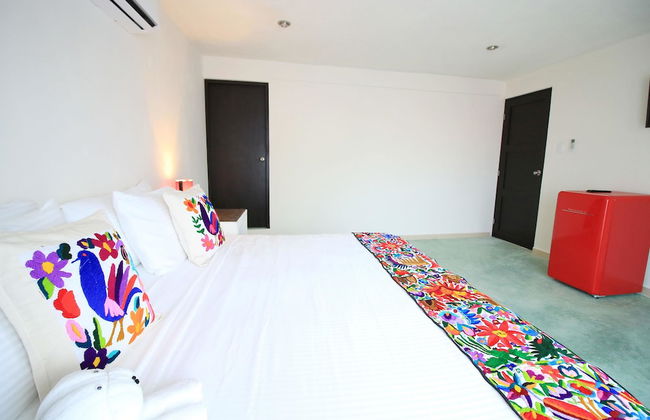 Tres Mentiras Boutique Hotel Oaxaca - Photo 4