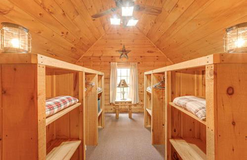 Fire Pit and Porch Warm and Woodsy Rothbury Escape! - Foto 22