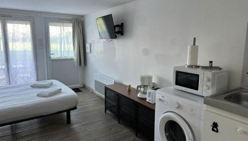 Tours, Touraine et Chateaux de la Loire - Photo 3, towels, minibar