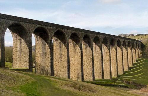 Historic Brontë Cottage Log Burner & Roll-Top Bath - Foto 5