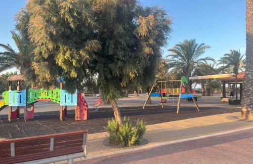 Beautiful beach and sun house - Foto 38