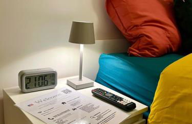 PARIS-MONTROUGE Magnifique Appartement 2 pièce de 56m2 - très cosy pour 1 à 6 personnes refait à neuf - ENTIRE APARTMENT LUXIRIOUS AND WARM - Montrouge Paris 14ème - Proche Aéroport Orly & Parc Expositions Porte de Versailles FREE WIFI GRATUIT - Foto 32