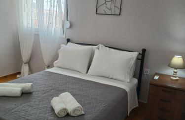 Toula's House - Photo 15