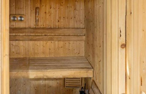 Beach Front Home In Ocypel With Sauna - Foto 17