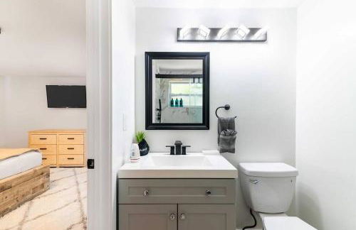 Renovated 3B 2BA, oasis yard Hot tub - Foto 47