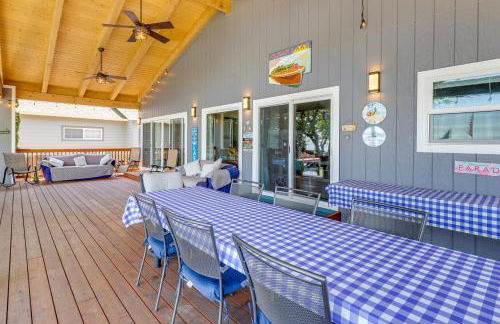 Spacious Lakeport House on Clear Lake with Dock - Foto 9