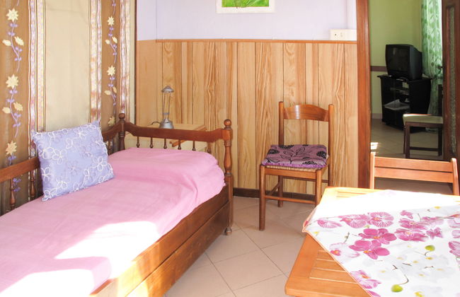 3 bedroom Apartment in Cipressa with garden - Photo 9