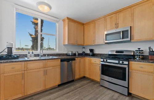 The Glass Anchor - 2 Bed Front-Row Marina Suite - Foto 16