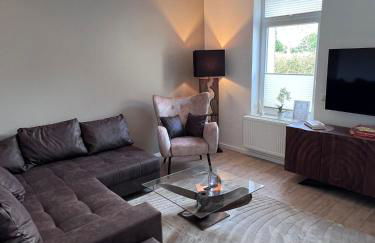 Güden Pearl Bhaven Deck 6 ,Exklusive große Wohnung,Hochwertige Ausstattung,Privatparkplatz & Carport,Großer Garten mit Gartenhaus,Langzeitaufenthalt - Foto 60