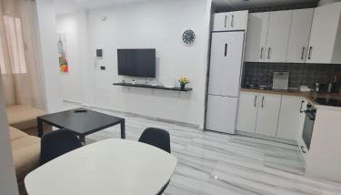 Family House, CENTRO CIUDAD - 3 DORMITORIOS 6 1 0 3 1 0 8 3 1 - Foto 4