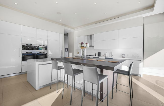 Zorada - Private Hollywood Hills Luxury With Endless Amenities and City Views - Photo 47