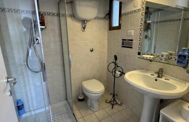 Quiet just a few steps from the sea - Foto 11