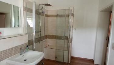 kleine 1-Raum-Ferienwohnung mit hohem Komfort - Foto 5, towels, Shower