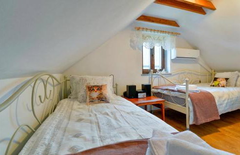 Awesome Home In Jalzabet With Kitchen - Foto 35