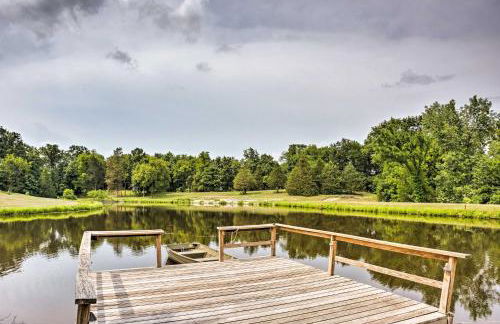 Cozy Missouri Retreat with Pool, Pond and Fire Pit! - Foto 2