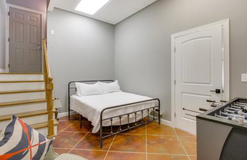 On-Site Lake Access Serene Waterloo Getaway - Foto 17