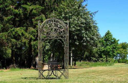 March Hare - Photo 16