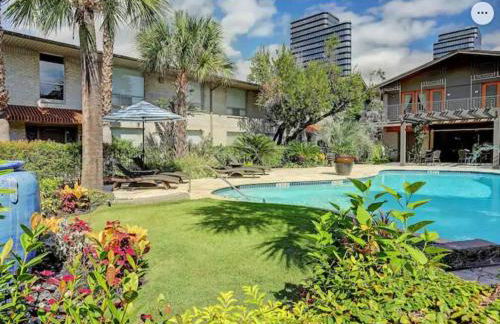 Stylish Galleria Condo 2BR 2BA Saltwater Pool Marquee Uptown - Foto 37