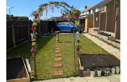 Luxury Santorini Boutique Suite with a Mediterranean Soul - 15m to Heathrow Windsor Ascot Legoland with Free Parking - Foto 5