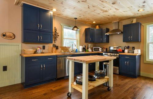 Secluded Lodge - Hot Tub, Views, Arcade - Foto 11