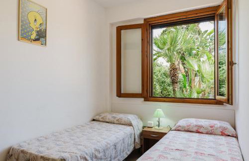 The Song Of The Waves with Pool - Foto 17