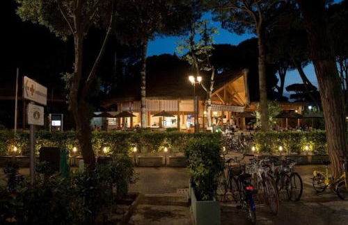 Cozy 2 bedroom Cabin sleeps 5 in Lido di Spina, Italy - Perfect Family Retreat - Foto 22